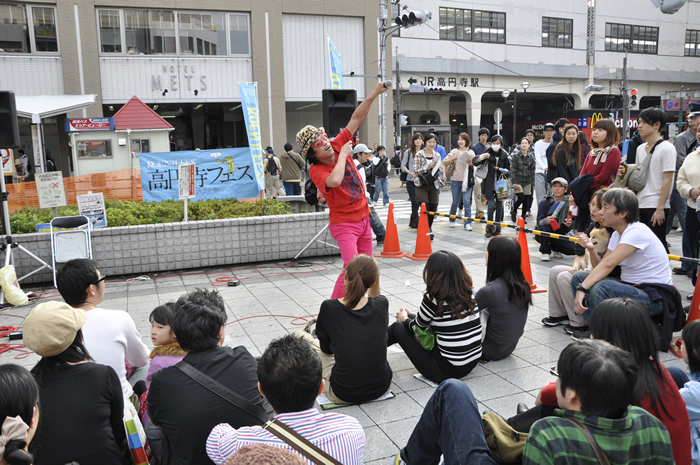 ストリートお笑い投げ銭バトル｜イベント案内｜高円寺フェス2013